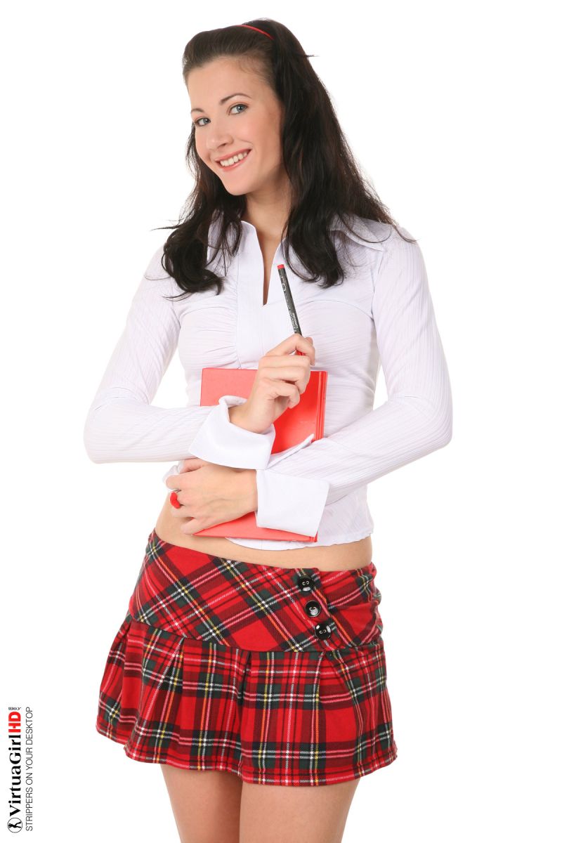 Lauren Crist: Art Student