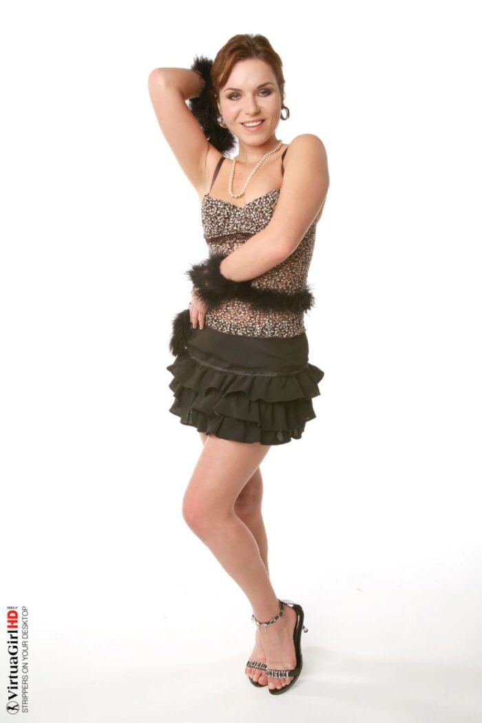 Lucie O: Warm Welcome