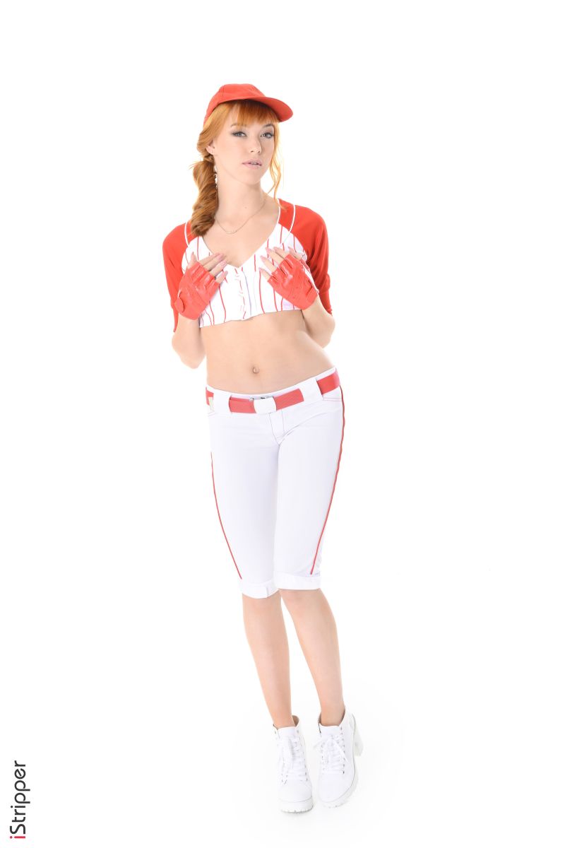 Anny Aurora: Play Ball