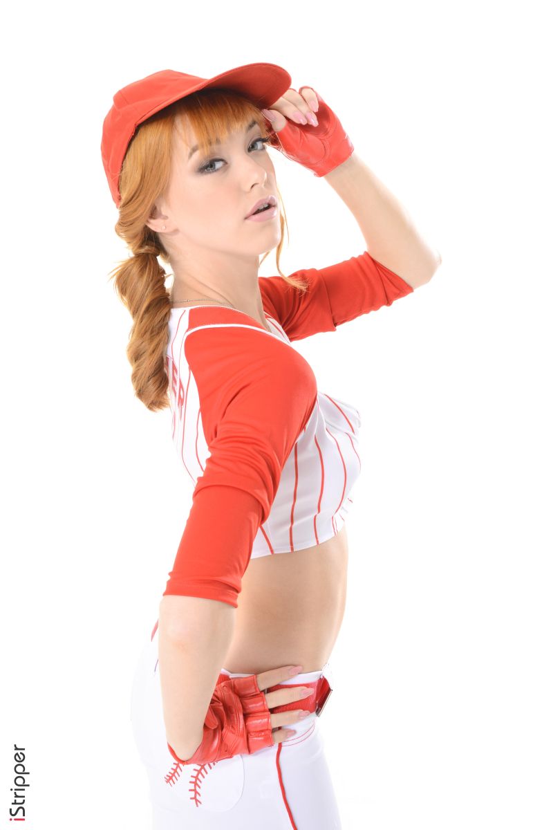 Anny Aurora: Play Ball